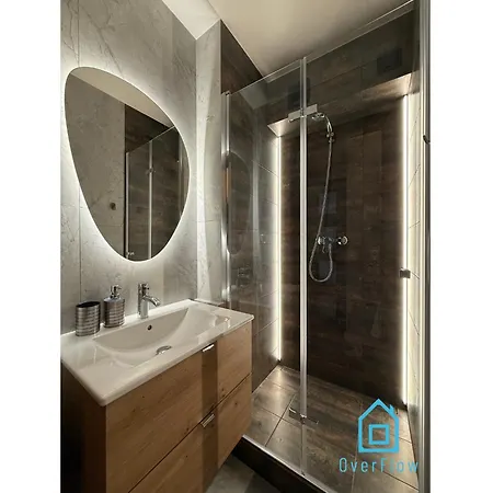 Séjour chez l'habitant Spongebob 10 Min To Old Town Gdansk,pkp & Shopping Mall